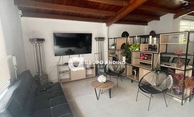 Se Vende Edificio de 3 Niveles en Cabecera – Bucaramanga