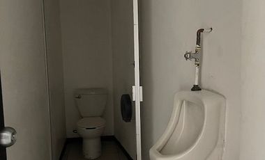 EN RENTA ESPACIO PARA OFICINA O LOCAL COMERCIAL 274 MTS. SOBRE AVENIDA EN CUERNAVACA, MORELOS.