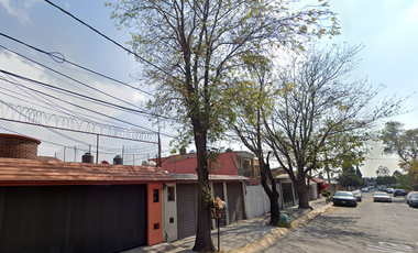 CASA EN TLALNEPANTLA