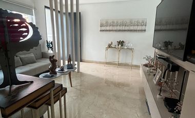 ¡Descubre esta obra maestra arquitectónica! Venta casa dúplex en Villa Santos