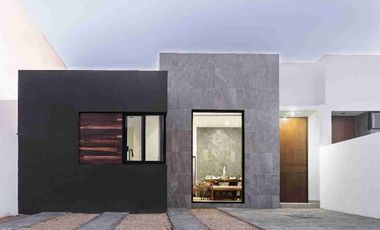 OPORTUNIDAD VENDO CASA UNA PLANTA CON SUPER BONO DE $120,000 ZONA NORTE LEON LOMA ALTA