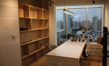 Vendo excelente oficina amoblado y equipada de 135m2, San Isidro