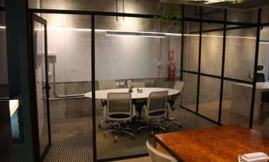 Vendo excelente oficina amoblado y equipada de 135m2, San Isidro