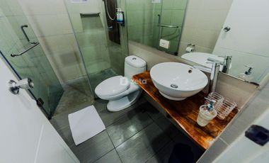 One Manalo Hotel