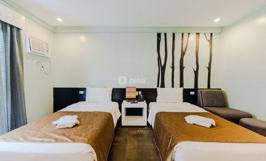 One Manalo Hotel
