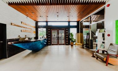 One Manalo Hotel