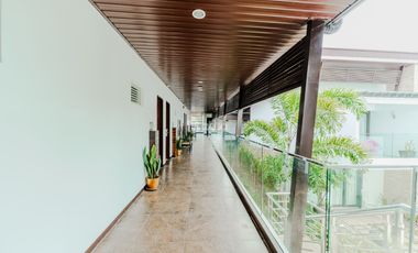 One Manalo Hotel