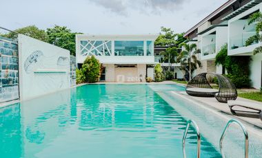One Manalo Hotel