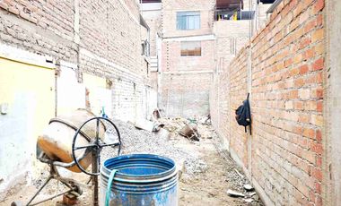 VENDO TERRENO SAN JUAN MIRAFLORES / AREA 80 M2 / USD 85,000 DOLARES / JR.MAXIMO GORBITZ ZONA “D”.