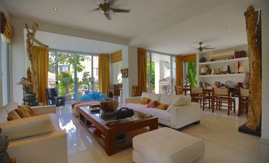 Charming Two-Bedroom House with Sea View & Beach Access – Foreign Ownership