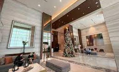 FOR SALE: Newly turned-over 4BR Penthouse Unit in Two Roxas Triangle, Makati