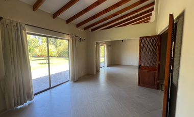 En venta hermosa casa de 320m2 en terreno de 5400m2, San Javier de Loncomilla