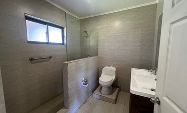 En venta hermosa casa de 320m2 en terreno de 5400m2, San Javier de Loncomilla