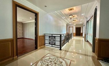 Luxury House with Land for Sale, Near Central Nakhon Pathom Fully furnished with built-in furniture.   ZT494