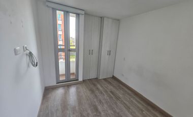 ARRIENDO BURGOS -EXCELENTE UBICACION, CERCA A TODO CONJUNTO CERRADO -BARRIO NUEVA CASTILLA
