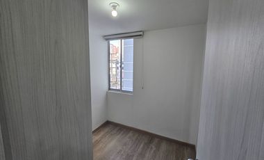 ARRIENDO BURGOS -EXCELENTE UBICACION, CERCA A TODO CONJUNTO CERRADO -BARRIO NUEVA CASTILLA