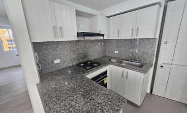 ARRIENDO BURGOS -EXCELENTE UBICACION, CERCA A TODO CONJUNTO CERRADO -BARRIO NUEVA CASTILLA