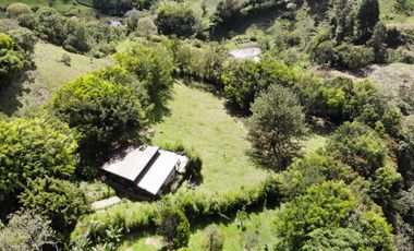 AMPLIO LOTE EN SABANETA CERCA A LA NATURALEZA Y LA CIUDAD