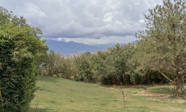 AMPLIO LOTE EN SABANETA CERCA A LA NATURALEZA Y LA CIUDAD
