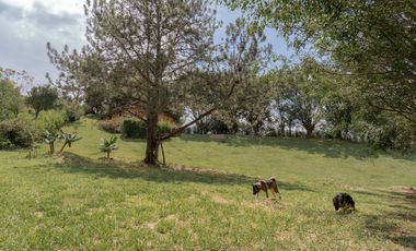 AMPLIO LOTE EN SABANETA CERCA A LA NATURALEZA Y LA CIUDAD