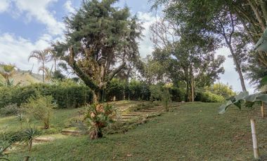 AMPLIO LOTE EN SABANETA CERCA A LA NATURALEZA Y LA CIUDAD