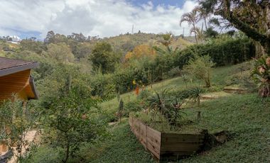 AMPLIO LOTE EN SABANETA CERCA A LA NATURALEZA Y LA CIUDAD