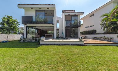 CASA EN VENTA EN PARAISO COUNTRY CLUB A 5 MINUTOS DE BURGOS