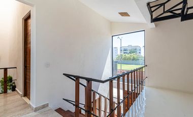 CASA EN VENTA EN PARAISO COUNTRY CLUB A 5 MINUTOS DE BURGOS