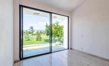 CASA EN VENTA EN PARAISO COUNTRY CLUB A 5 MINUTOS DE BURGOS