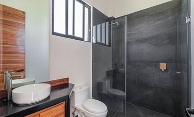 CASA EN VENTA EN PARAISO COUNTRY CLUB A 5 MINUTOS DE BURGOS