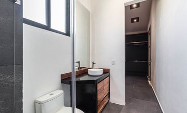 CASA EN VENTA EN PARAISO COUNTRY CLUB A 5 MINUTOS DE BURGOS