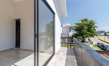 CASA EN VENTA EN PARAISO COUNTRY CLUB A 5 MINUTOS DE BURGOS