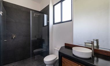 CASA EN VENTA EN PARAISO COUNTRY CLUB A 5 MINUTOS DE BURGOS