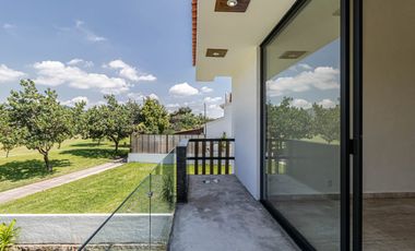 CASA EN VENTA EN PARAISO COUNTRY CLUB A 5 MINUTOS DE BURGOS