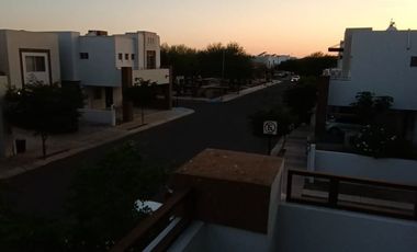Vendo Casa en Hermosillo Sonora en Fracc Rivello Residencial al Pte de la Ciudad
