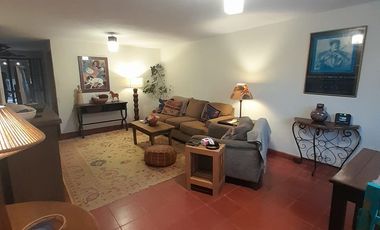 Casa Calzada de La Aurora