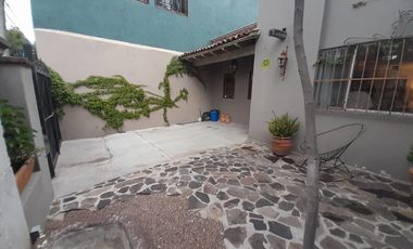 Casa Calzada de La Aurora