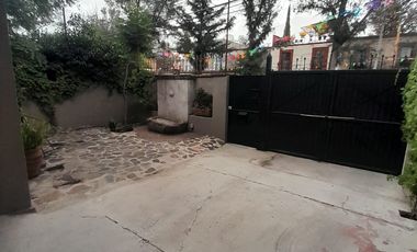 Casa Calzada de La Aurora