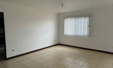 CASA EN RENTA EN BOSQUES DE LAS CUMBRES
