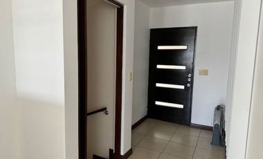 CASA EN RENTA EN BOSQUES DE LAS CUMBRES