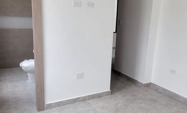 En venta lujosa y moderna casa de estreno en Ciudad Celeste, via a Samborondon