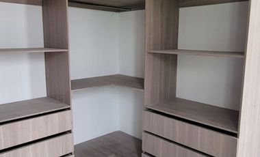 En venta lujosa y moderna casa de estreno en Ciudad Celeste, via a Samborondon