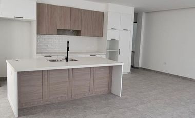 En venta lujosa y moderna casa de estreno en Ciudad Celeste, via a Samborondon