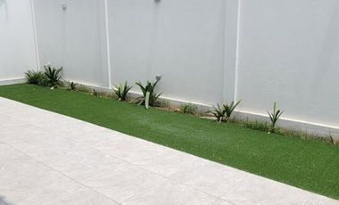 En venta lujosa y moderna casa de estreno en Ciudad Celeste, via a Samborondon