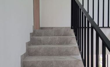 En venta lujosa y moderna casa de estreno en Ciudad Celeste, via a Samborondon
