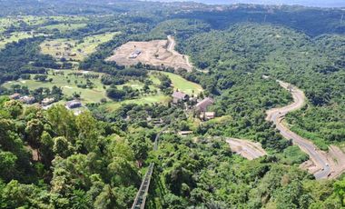Enjoy the countryside view at TREALVA at Midlands West in Tagaytay Highlands