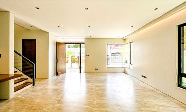 6 BR WITH SWIMMINNG POOL IN BF HOMES PARAÑAQUE CITY