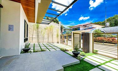 6 BR WITH SWIMMINNG POOL IN BF HOMES PARAÑAQUE CITY