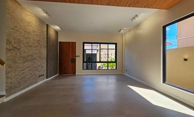 HUGE ELEGANT SINGLE DETACHED HOUSE AND LOT IN BF HOMES PARANAQUE CITY