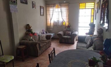 VENTA CASA DE 3 PISOS Y AZOTEA A UNAS CUADRAS DE WIESSE